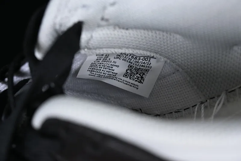 All categories Nk SB Dunk series Nk SB Dunk Low low-top sneakers Nk Dunk Low "Chenille" plush black hook SB low-top sports and leisure sneakers DQ7683-001
